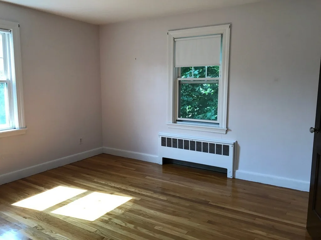 2 bed, 1 bath apartment for rent at 72 Davis Rd Unit 72, Belmont — photo 8 of 10
