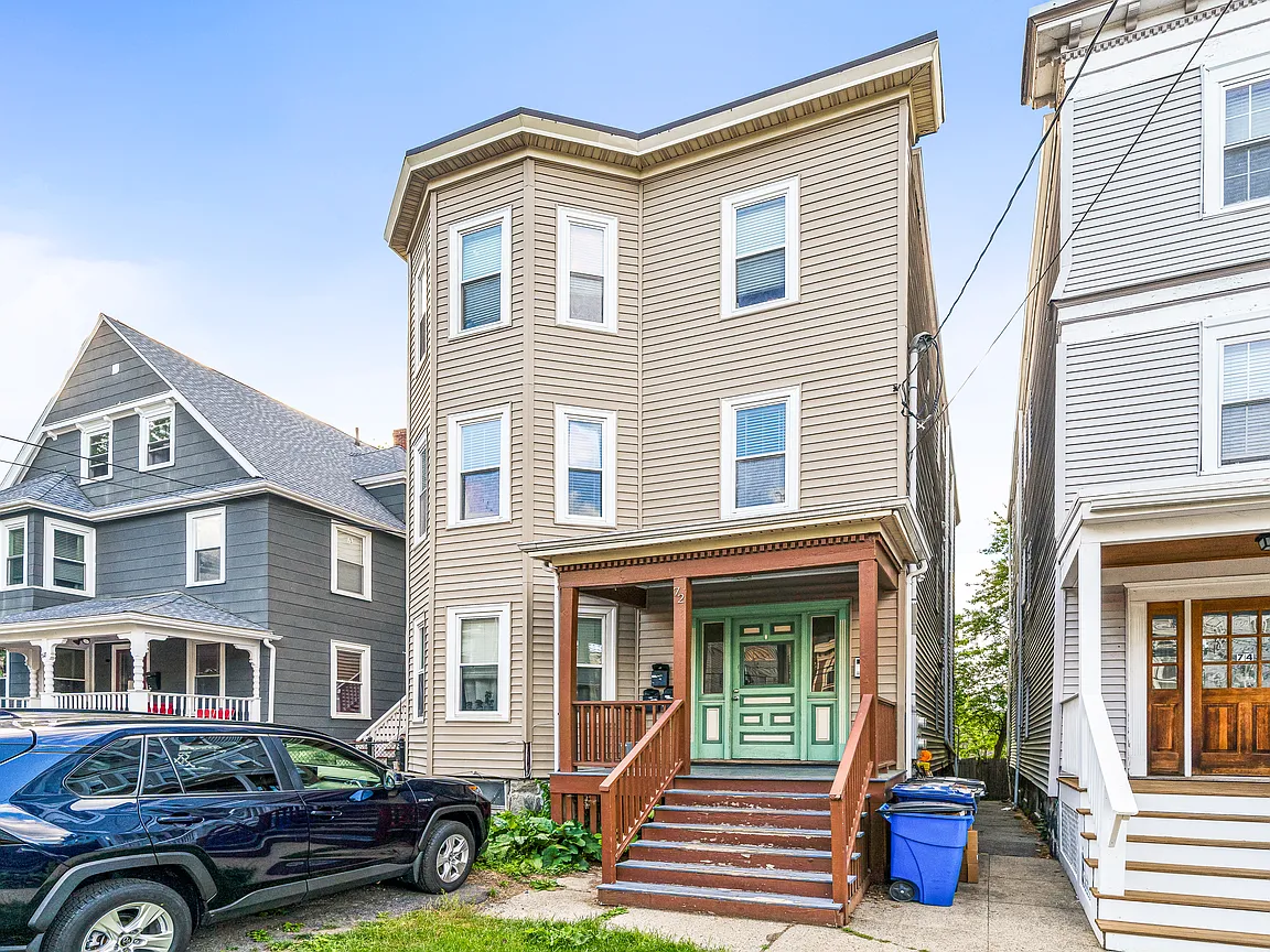 3 bed, 2 bath apartment for rent at 72 Dix St Unit 2, Dorchester — photo 24 of 25
