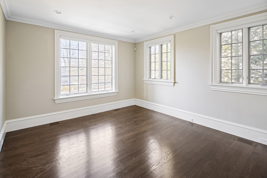 5 bed, 4+ bath apartment for rent at 72 Drumlin Rd, Newton — photo 13 of 42