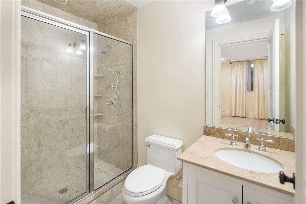 5 bed, 4+ bath apartment for rent at 72 Drumlin Rd, Newton — photo 11 of 42