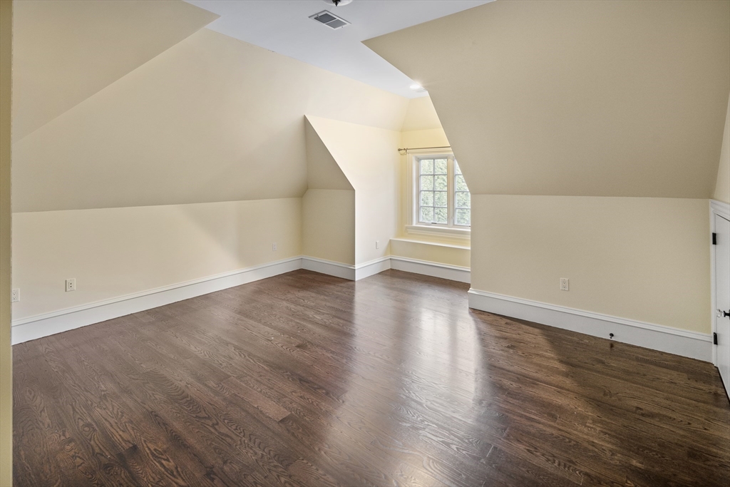 5 bed, 4+ bath apartment for rent at 72 Drumlin Rd, Newton — photo 31 of 42