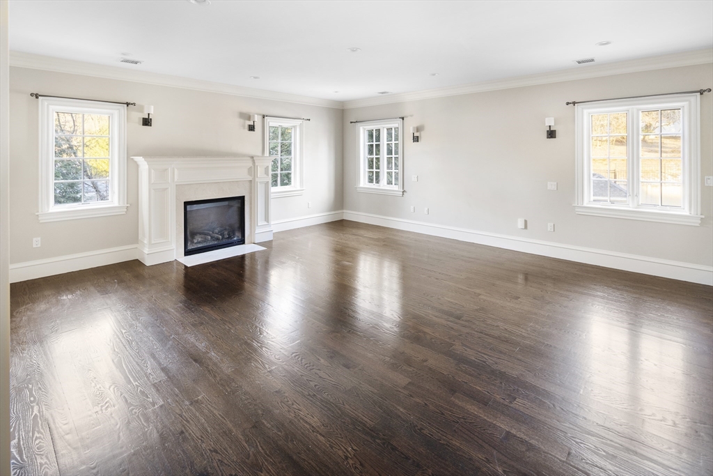 5 bed, 4+ bath apartment for rent at 72 Drumlin Rd, Newton — photo 23 of 42