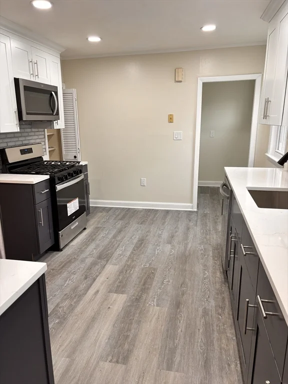 2 bed, 1 bath apartment for rent at 72 Edward St Unit 1, Medford — photo 2 of 9
