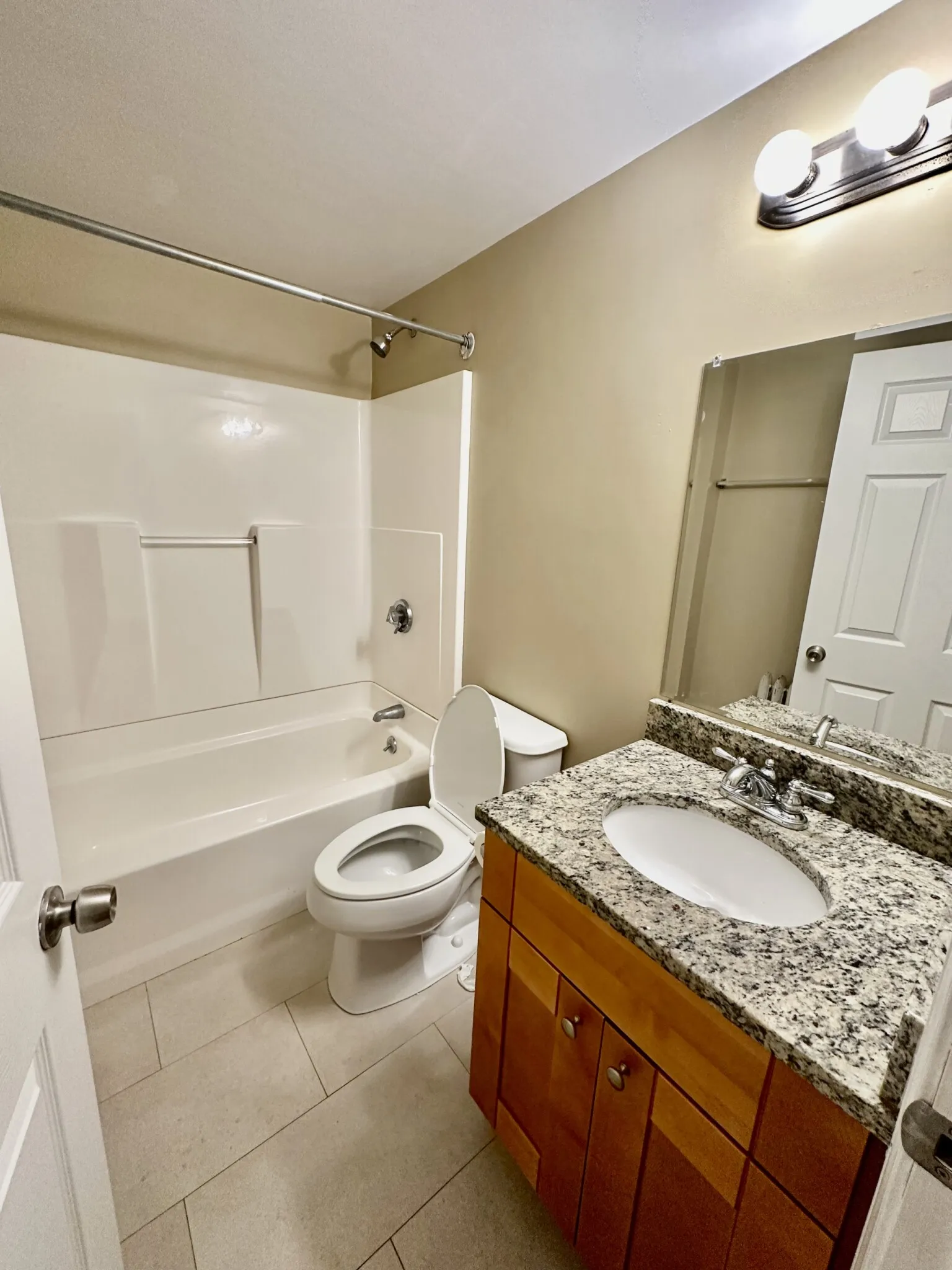 3 bed, 1 bath apartment for rent at 72 Egmont St Unit 2, North Brookline — photo 11 of 11