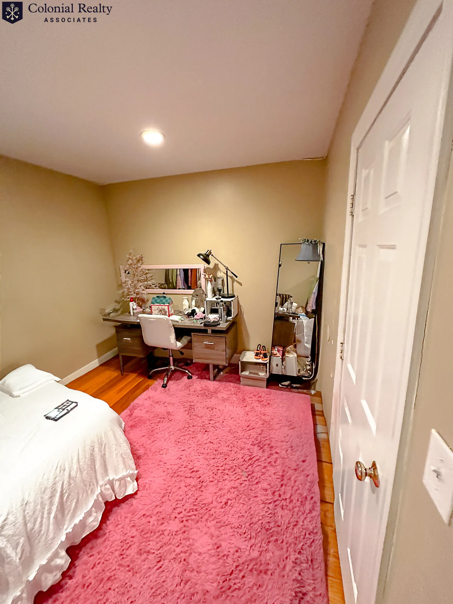 4 bed, 2 bath apartment for rent at 72 Egmont St Unit 3, North Brookline — photo 24 of 47