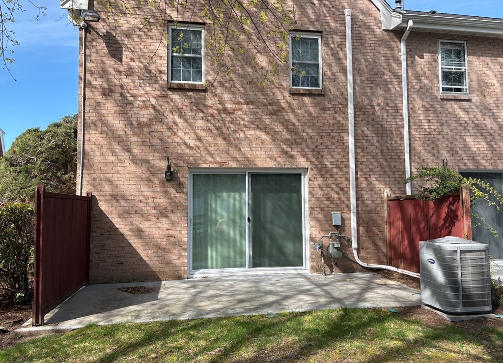 2 bed, 2 bath apartment for rent at 72 Ethyl Way Unit 72, Stoughton — photo 17 of 21