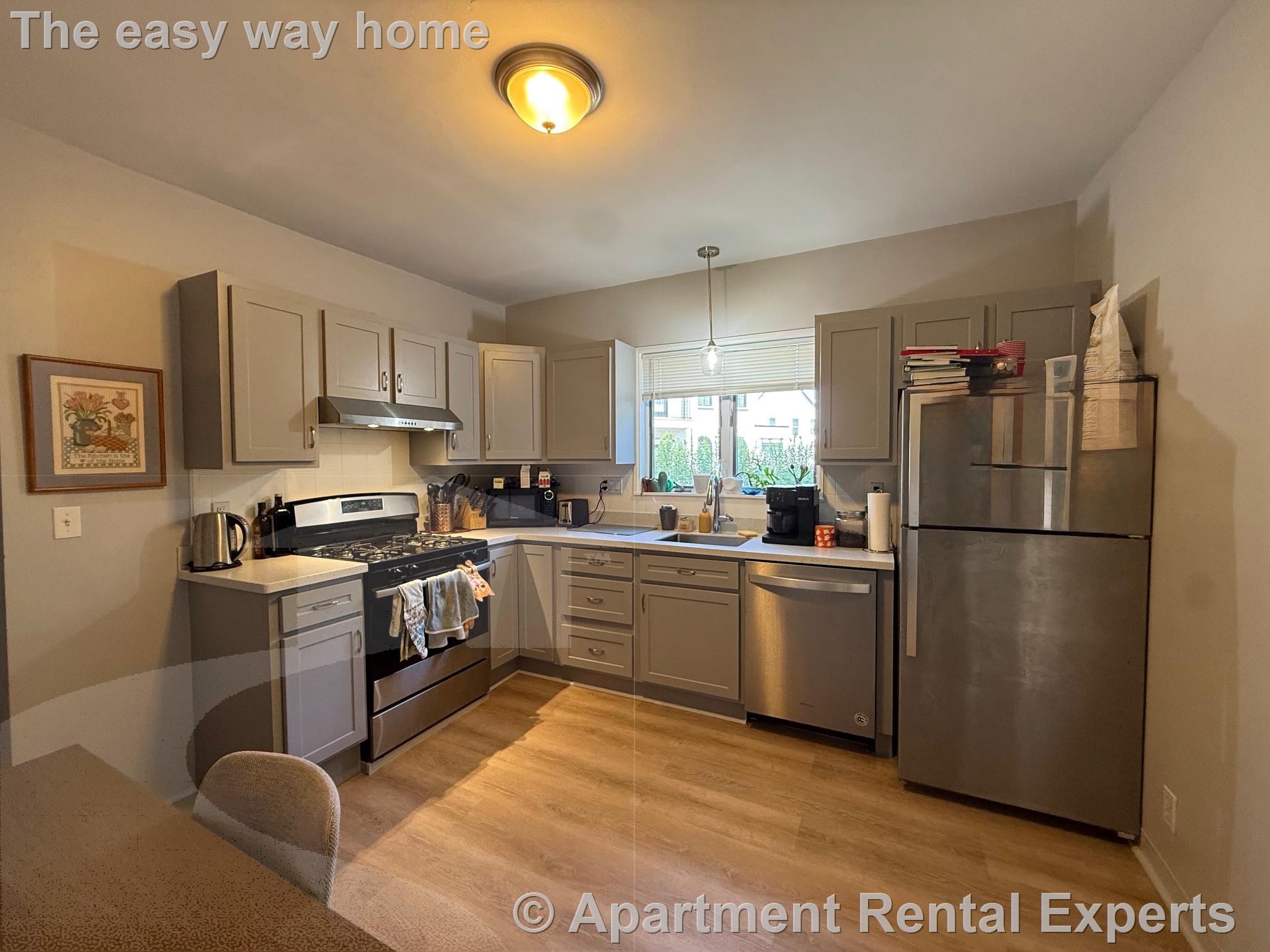 2 bed, 1 bath apartment for rent at 72 Eustis St Unit 1, Porter Square