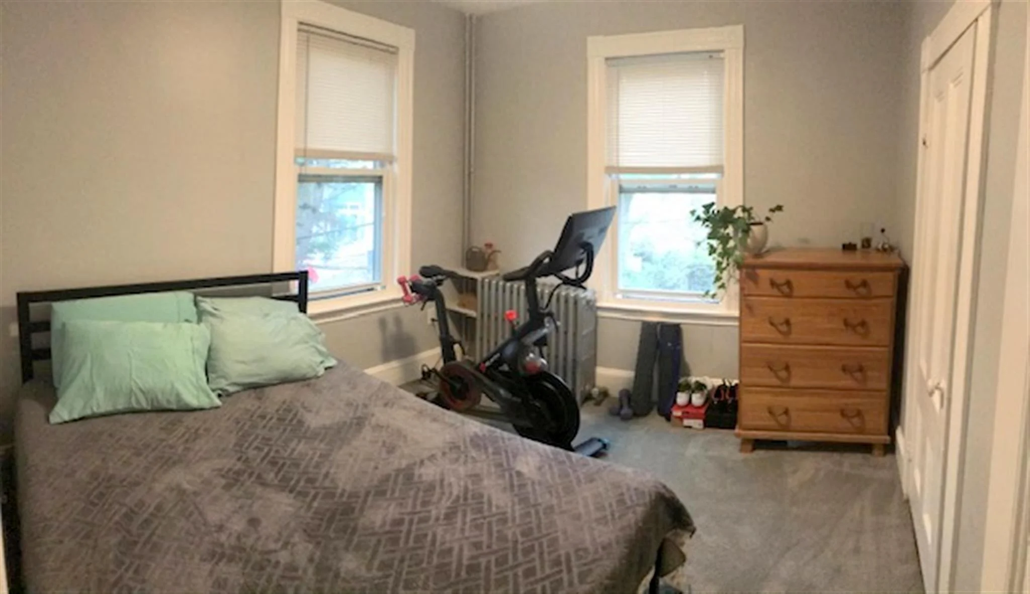 2.5 bed, 1 bath apartment for rent at 72 Eustis St Unit 2, Baldwin — photo 10 of 15