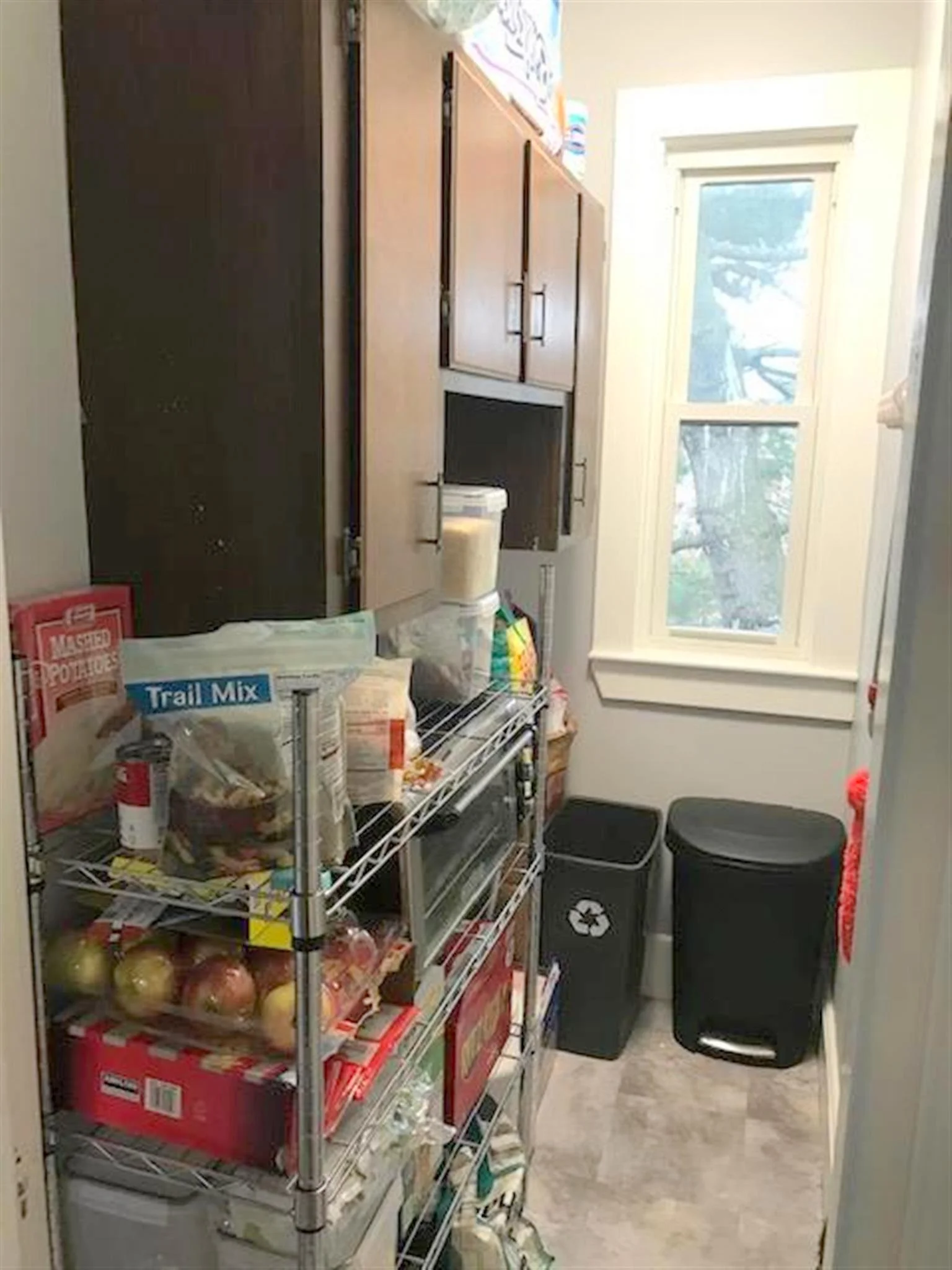 2.5 bed, 1 bath apartment for rent at 72 Eustis St Unit 2, Baldwin — photo 4 of 15