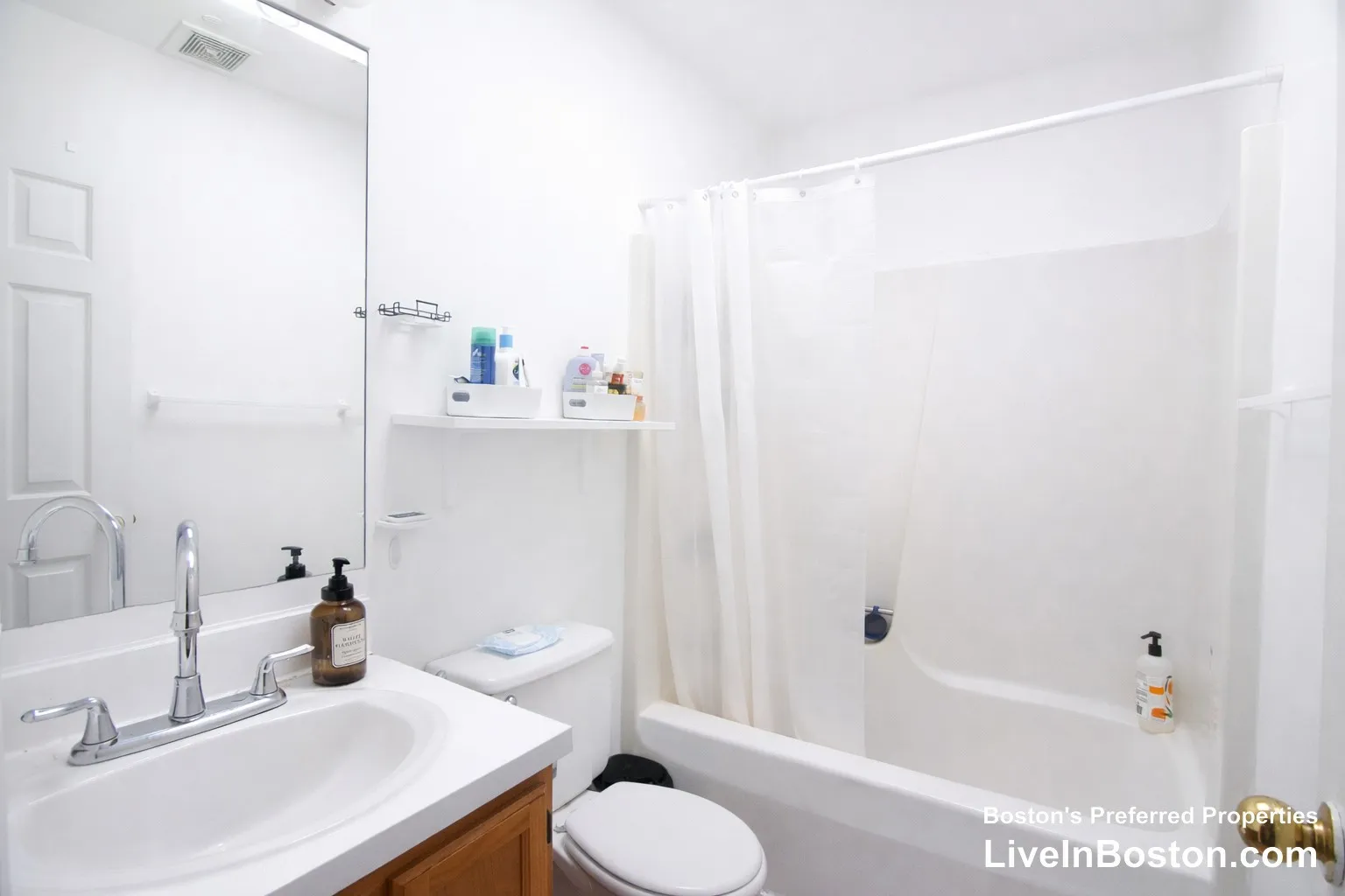 3 bed, 2.5 bath apartment for rent at 72 Euston Rd Unit 308, Brighton — photo 12 of 14