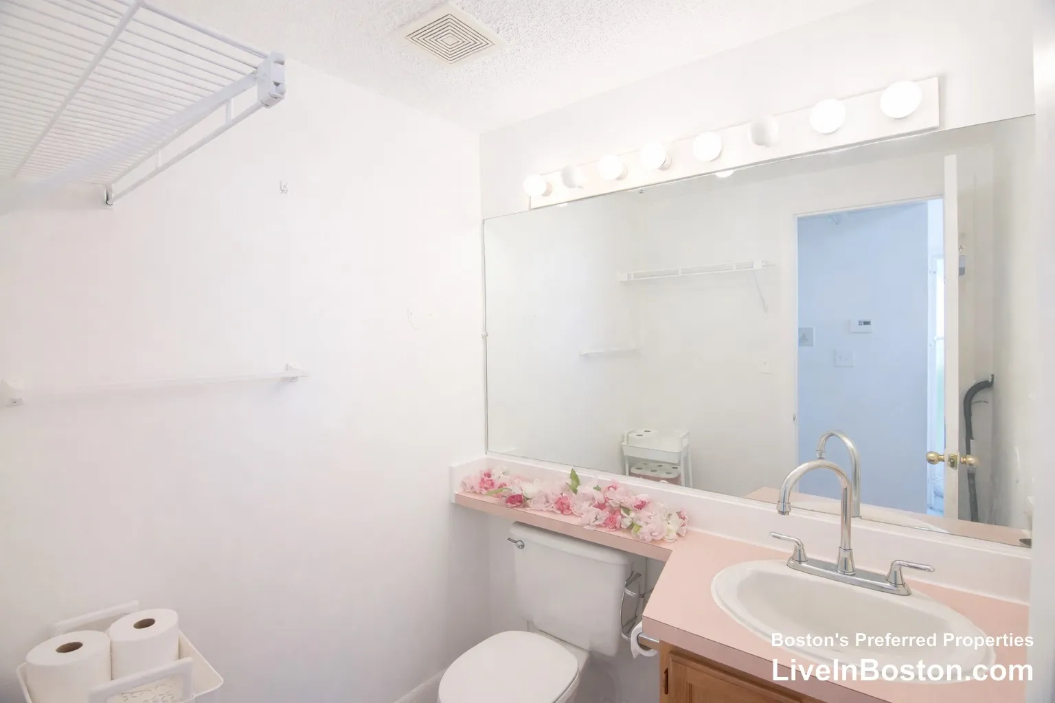 3 bed, 2.5 bath apartment for rent at 72 Euston Rd Unit 308, Brighton — photo 7 of 14