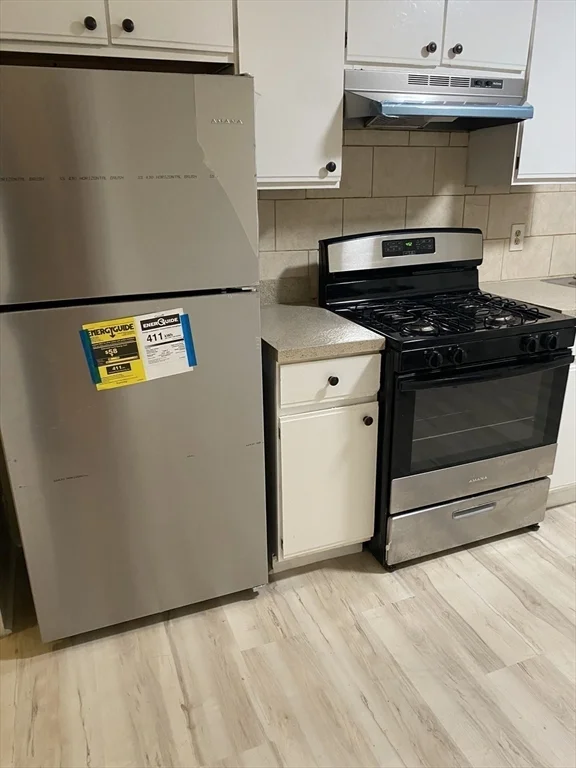 3 bed, 1 bath apartment for rent at 72 Florida St Unit 3, Dorchester — photo 3 of 9