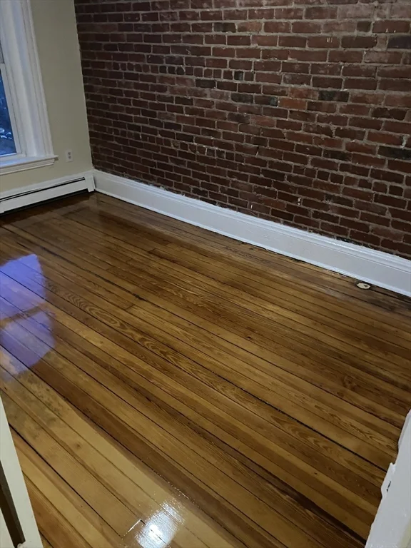 3 bed, 1 bath apartment for rent at 72 Florida St Unit 3, Dorchester — photo 5 of 9