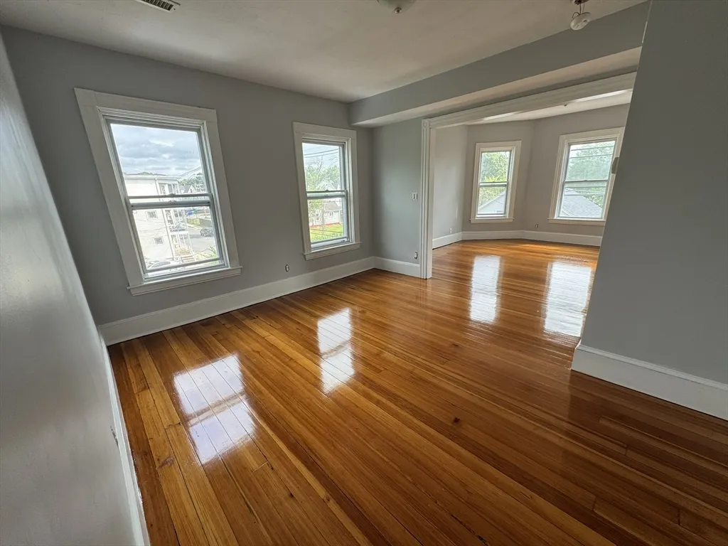 2 bed, 1 bath apartment for rent at 72 Forest Unit 2, Attleboro — photo 4 of 10