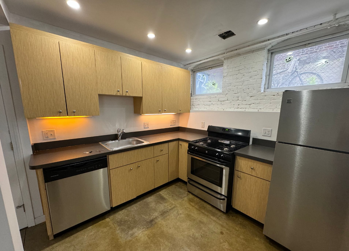 2 bed, 2 bath apartment for rent at 72 Frankfort St Unit 1, East Boston — photo 2 of 11