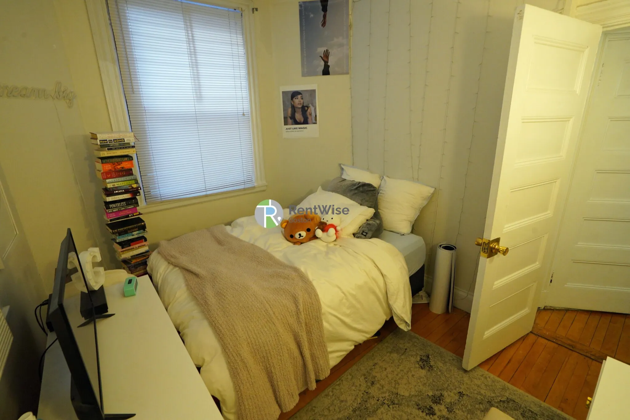 3 bed, 1 bath apartment for rent at 72 Gardner St Unit B2, Allston — photo 13 of 20