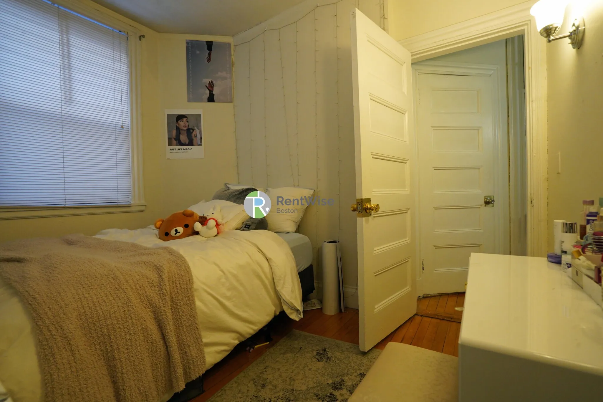 3 bed, 1 bath apartment for rent at 72 Gardner St Unit B2, Allston — photo 14 of 20