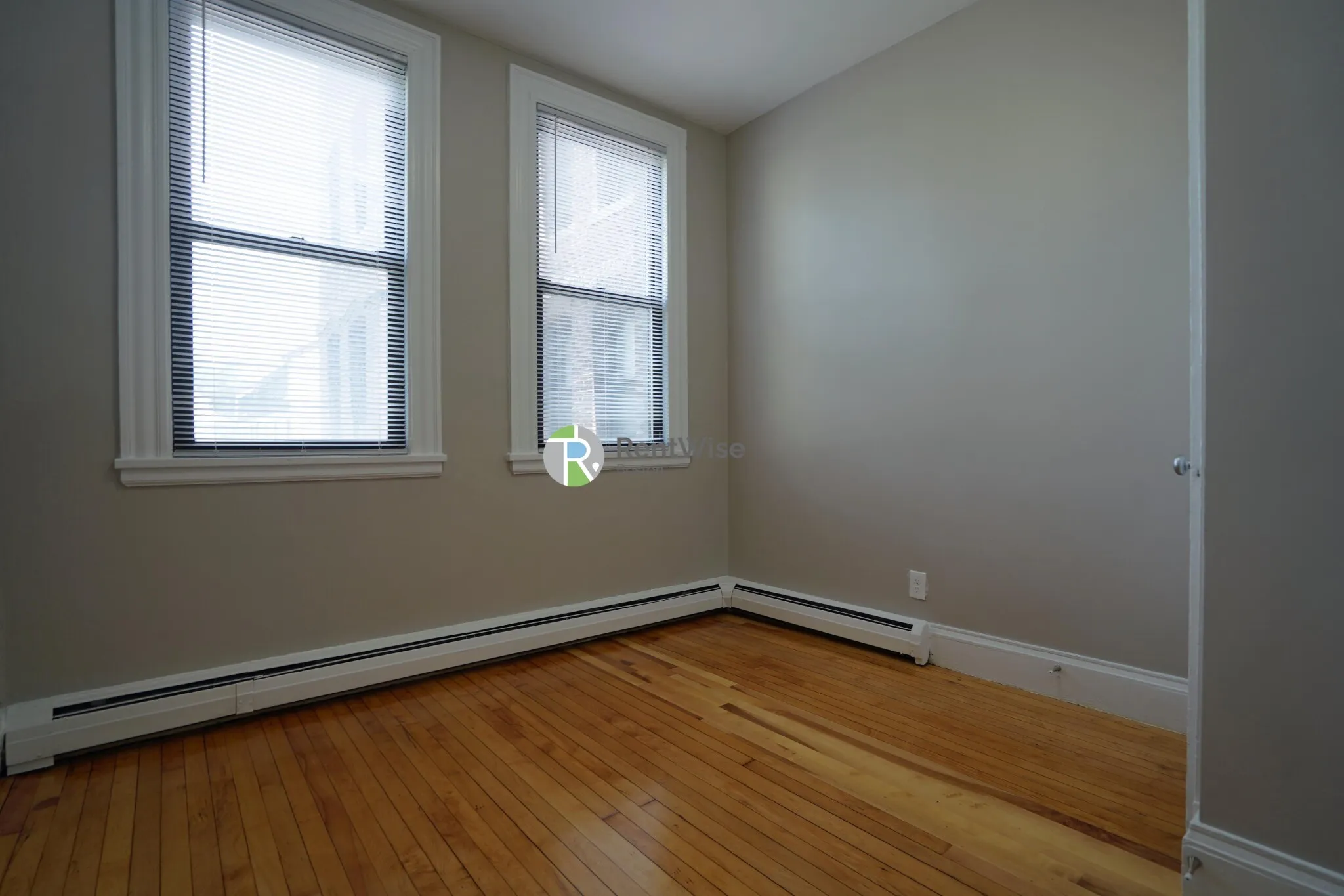 4 bed, 2 bath apartment for rent at 72 Gardner St Unit C1, Allston — photo 17 of 27