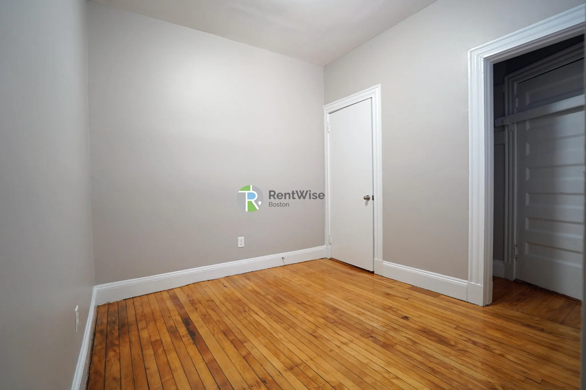 4 bed, 2 bath apartment for rent at 72 Gardner St Unit C1, Allston — photo 9 of 27