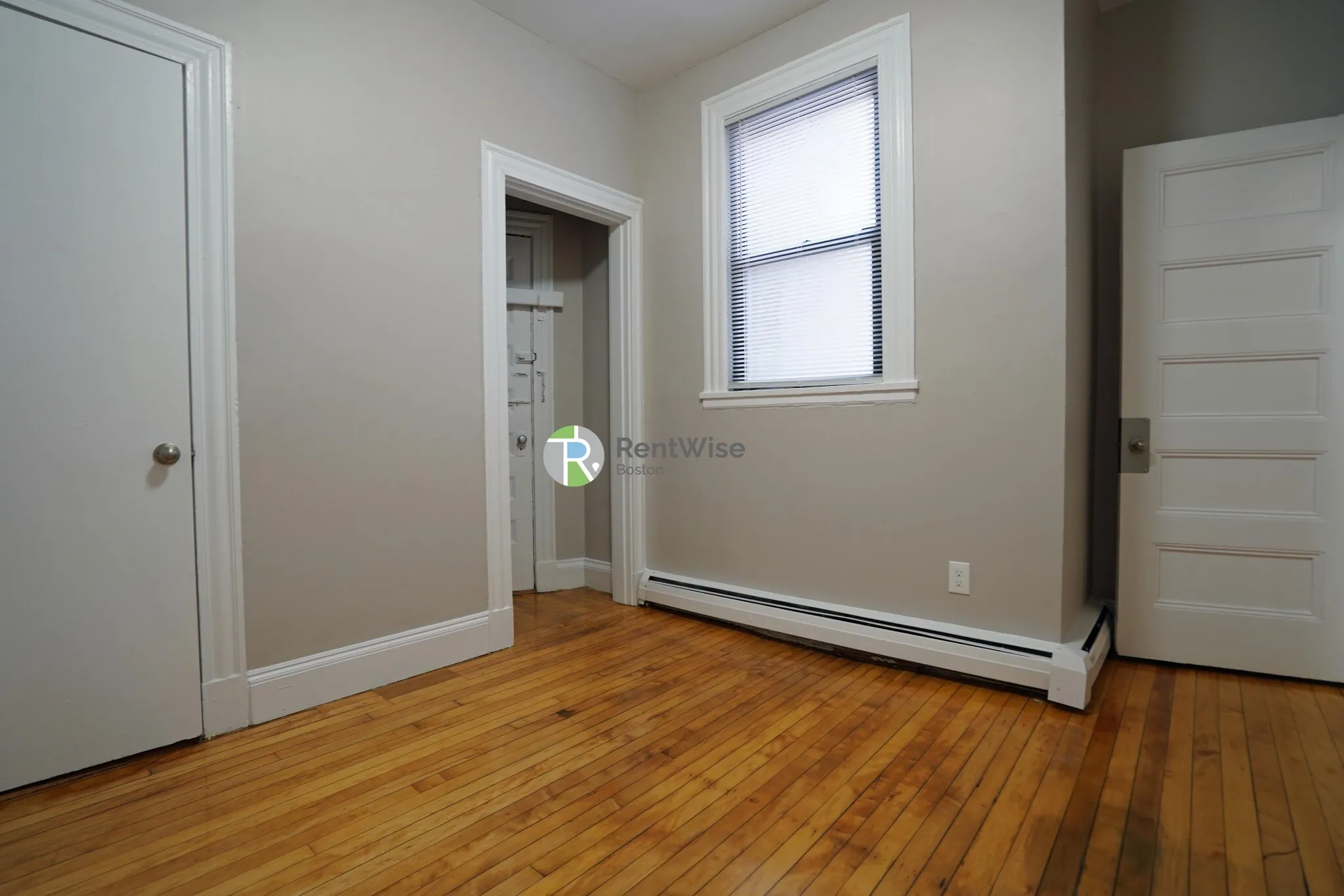 4 bed, 2 bath apartment for rent at 72 Gardner St Unit C1, Allston — photo 10 of 27