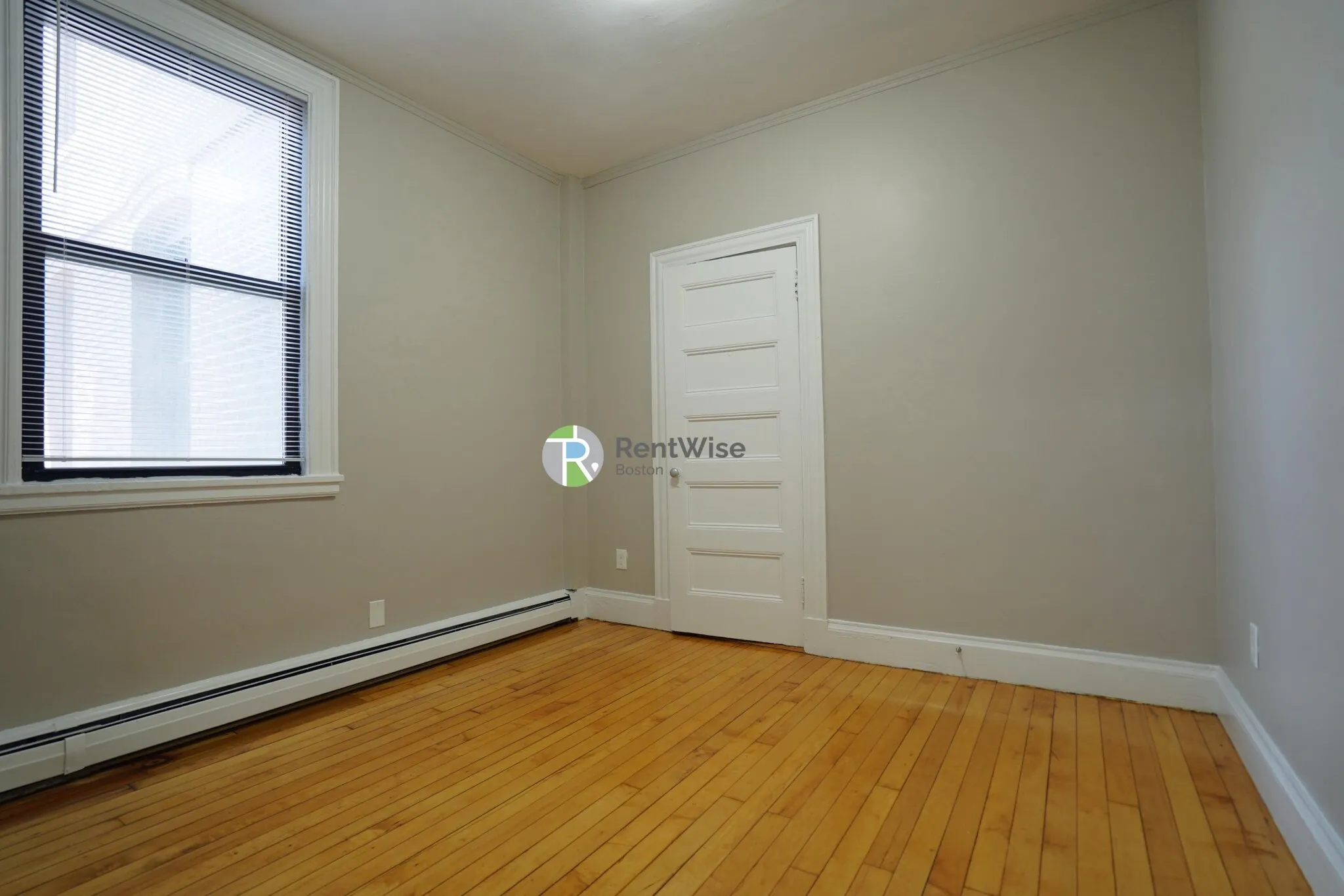 4 bed, 2 bath apartment for rent at 72 Gardner St Unit C1, Allston — photo 14 of 27
