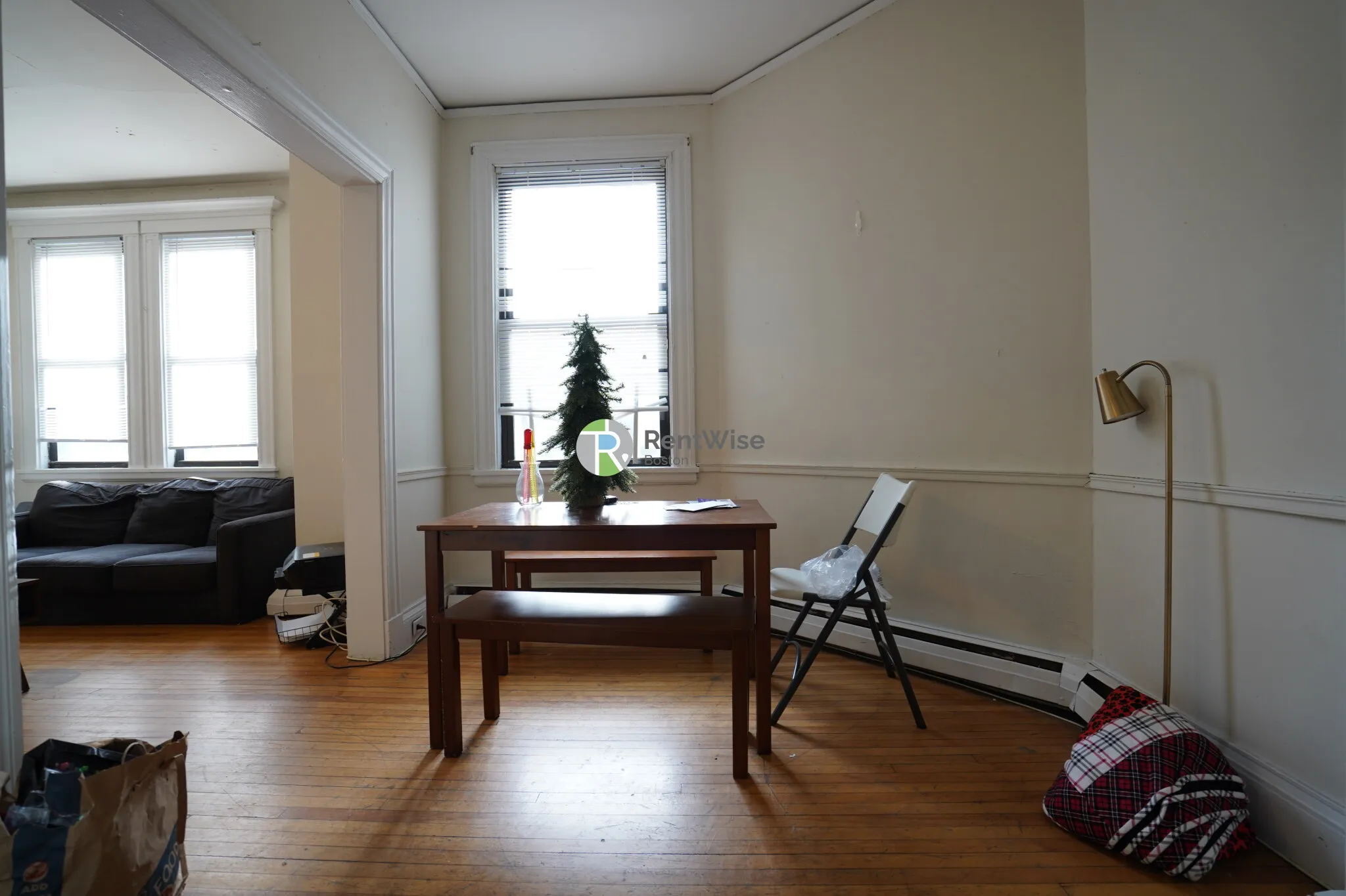 4 bed, 1.5 bath apartment for rent at 72 Gardner St Unit C2, Allston — photo 5 of 20