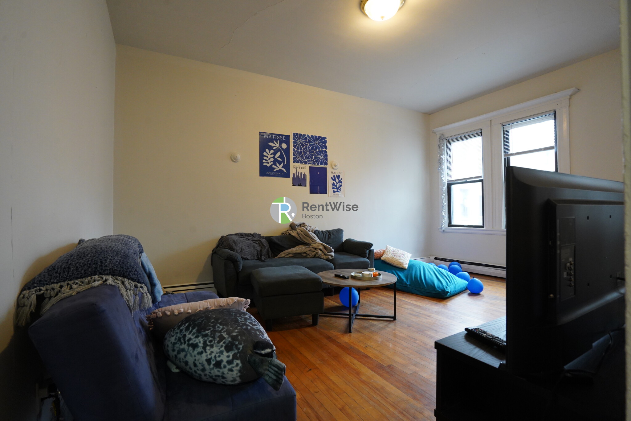 4 bed, 1.5 bath apartment for rent at 72 Gardner St Unit C4, Allston — photo 1 of 26