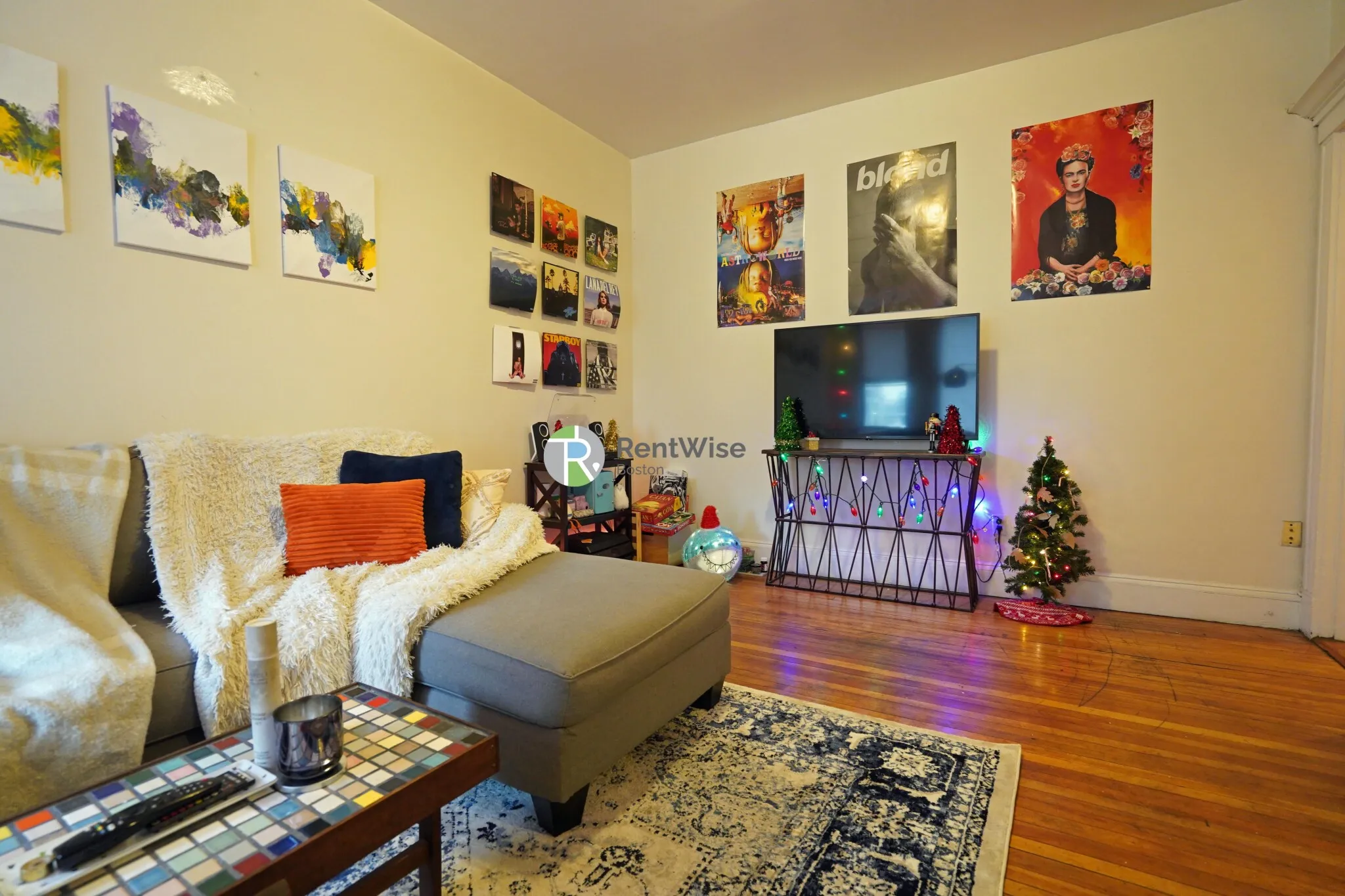 4 bed, 1.5 bath apartment for rent at 72 Gardner St Unit D1, Allston — photo 2 of 29