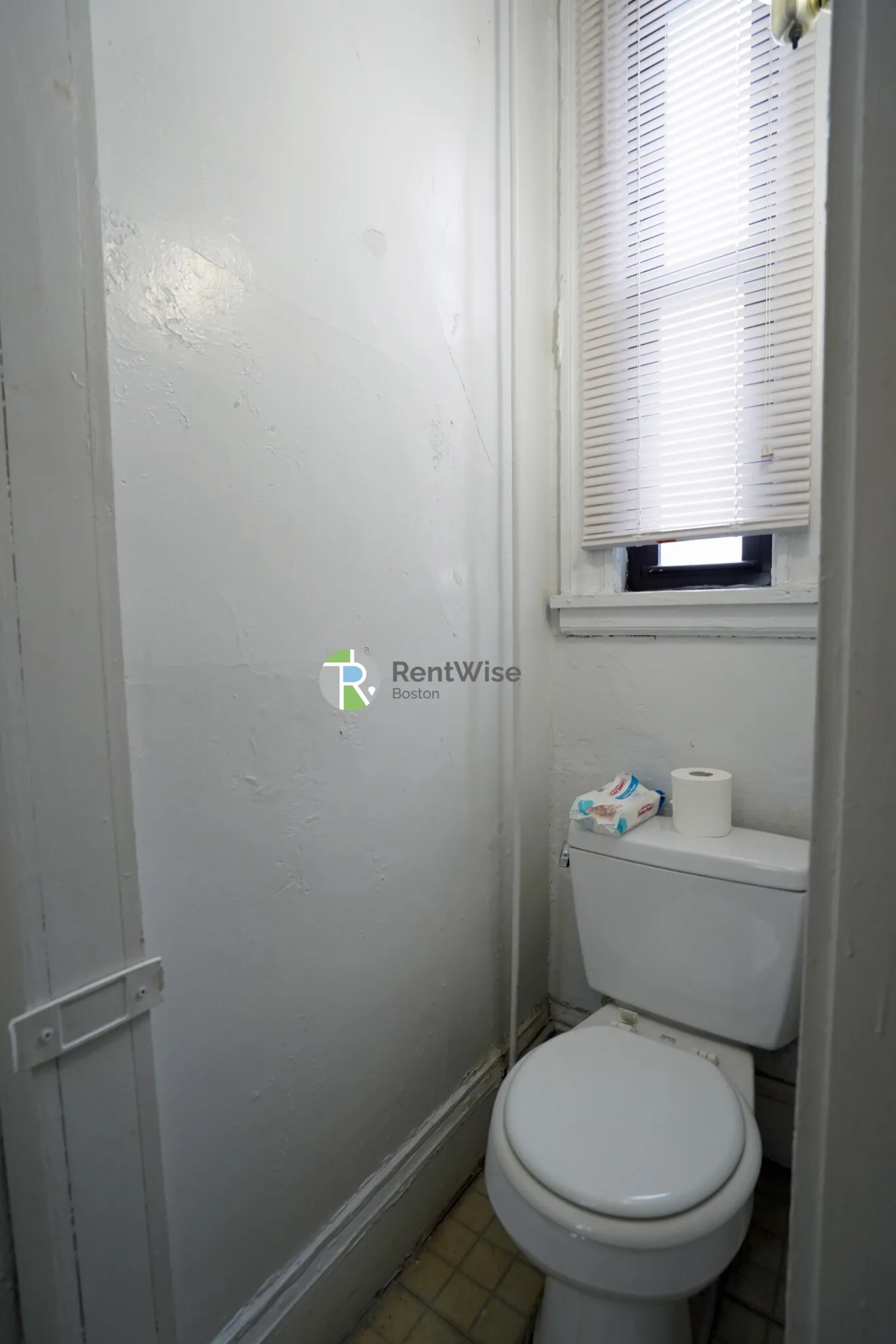 4 bed, 1.5 bath apartment for rent at 72 Gardner St Unit D1, Allston — photo 20 of 29