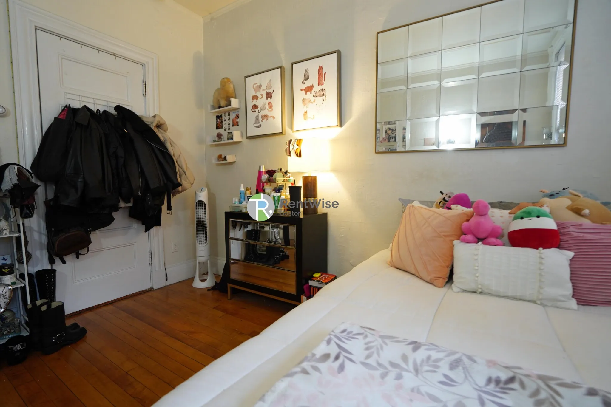 4 bed, 1.5 bath apartment for rent at 72 Gardner St Unit D1, Allston — photo 13 of 29