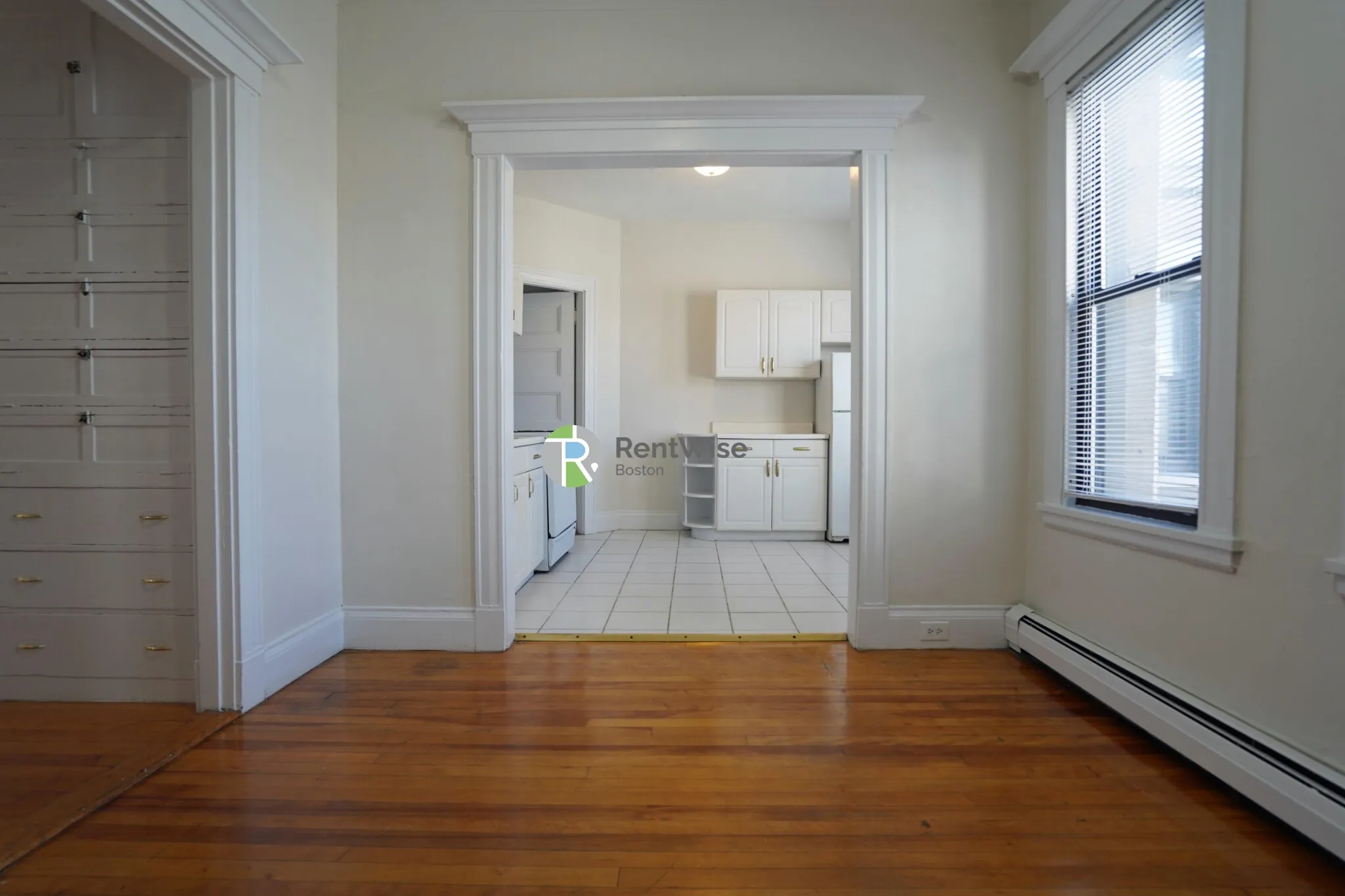 2 bed, 1 bath apartment for rent at 72 Gardner St Unit E6, Allston — photo 2 of 16