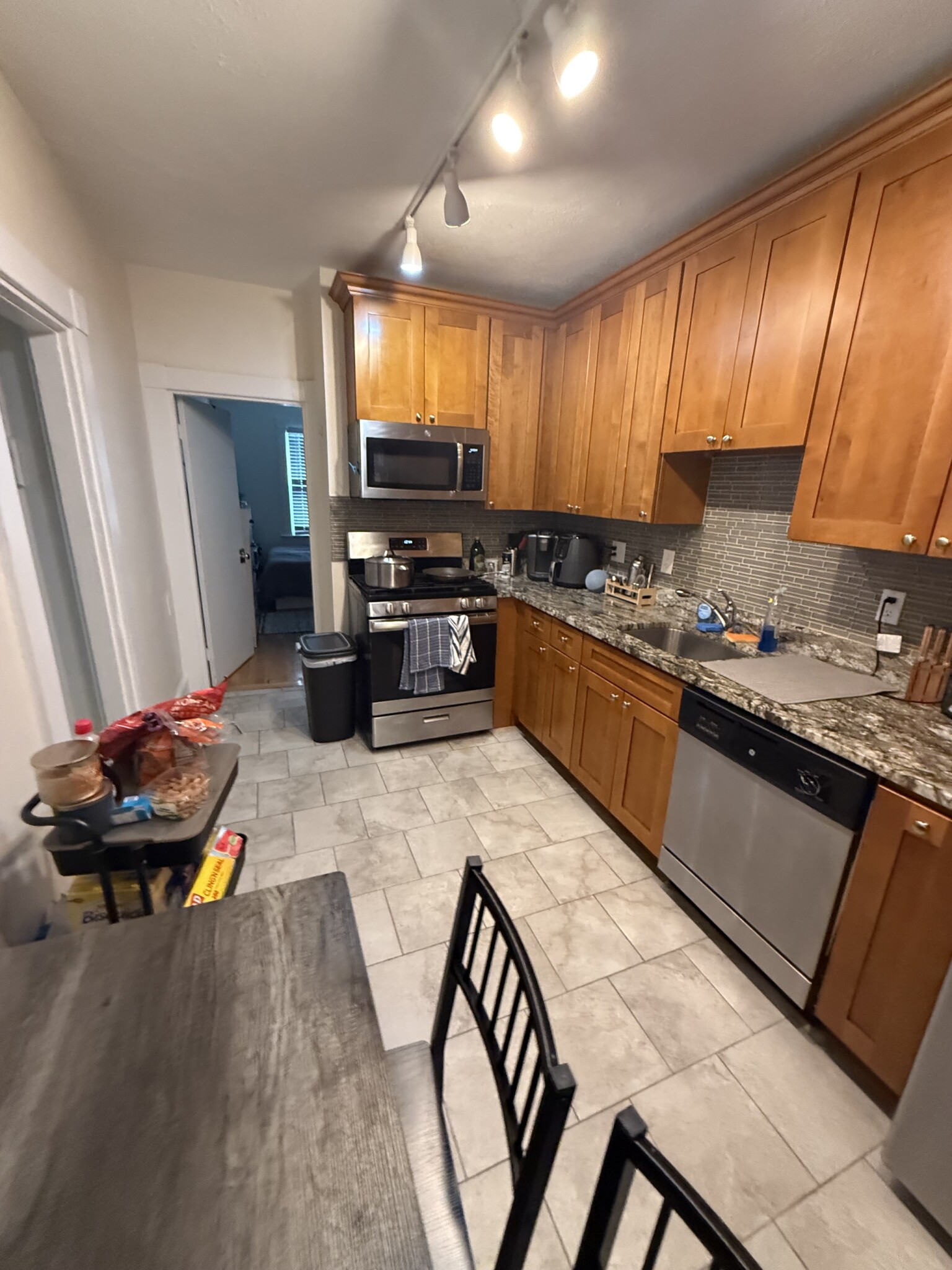 2 bed, 1 bath apartment for rent at 72 Gore St Unit 1, East Cambridge — photo 2 of 20