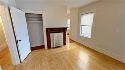 3 bed, 1 bath apartment for rent at 72 Grampian Way Unit 2, Dorchester — photo 12 of 27