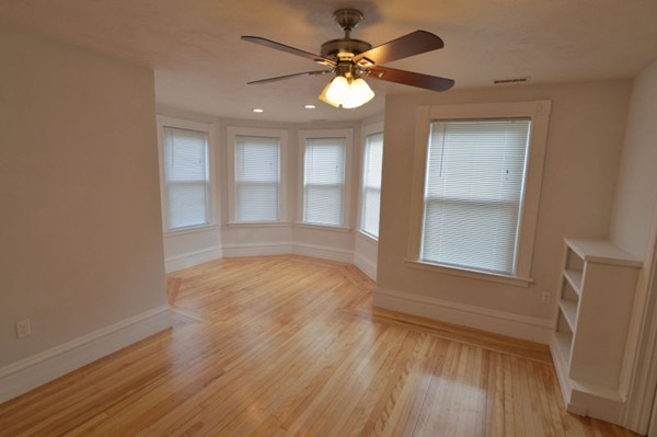 2 bed, 1 bath apartment for rent at 72 Grampian Way Unit 3, Dorchester — photo 8 of 10