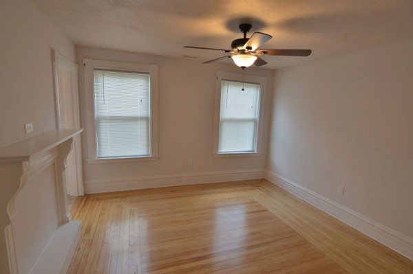 2 bed, 1 bath apartment for rent at 72 Grampian Way Unit 3, Dorchester — photo 3 of 10
