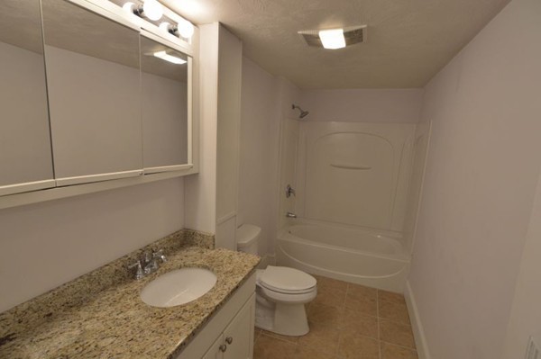 2 bed, 1 bath apartment for rent at 72 Grampian Way Unit 3, Dorchester — photo 4 of 10