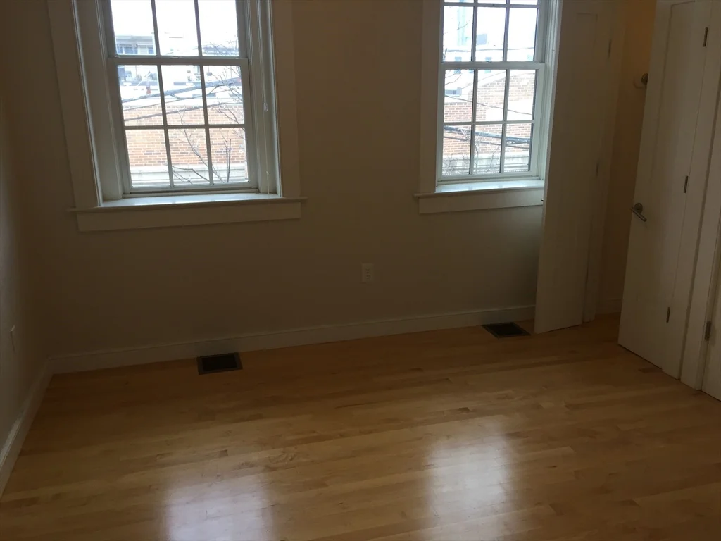 2 bed, 2 bath apartment for rent at 72 Hamilton St Unit 4, Cambridgeport — photo 7 of 9