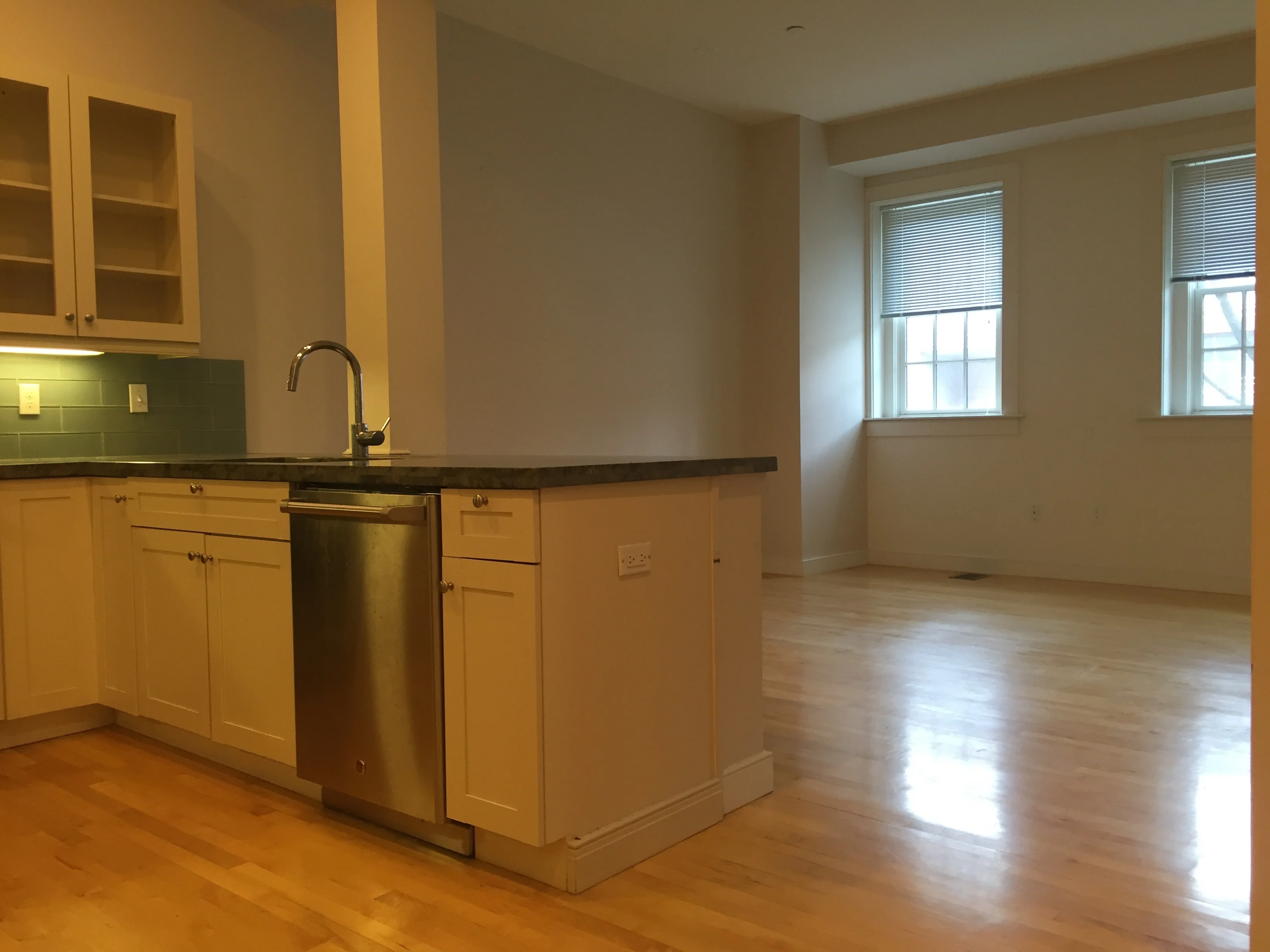 2 bed, 2.5 bath apartment for rent at 72 Hamilton St Unit 4A, Cambridgeport — photo 6 of 19