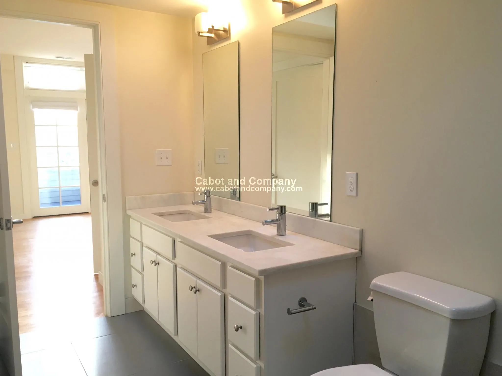 2 bed, 2.5 bath apartment for rent at 72 Hamilton St Unit 7A, Cambridgeport — photo 9 of 10