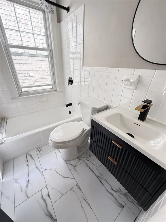 3 bed, 2 bath apartment for rent at 72 Harvest Unit 2, Dorchester — photo 4 of 14