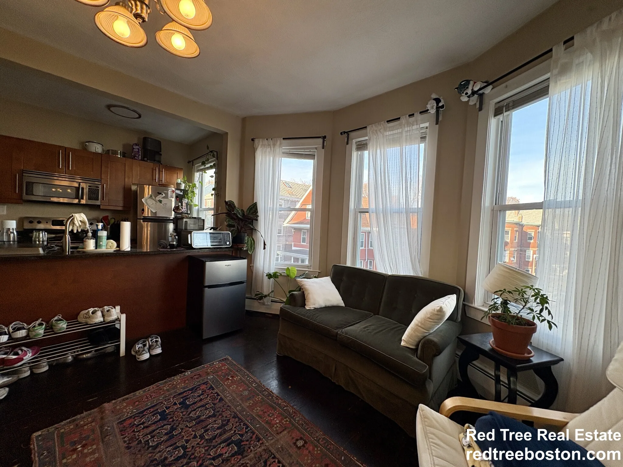 4 bed, 1.5 bath apartment for rent at 72 Hillside St Unit 2, Mission Hill — photo 5 of 31
