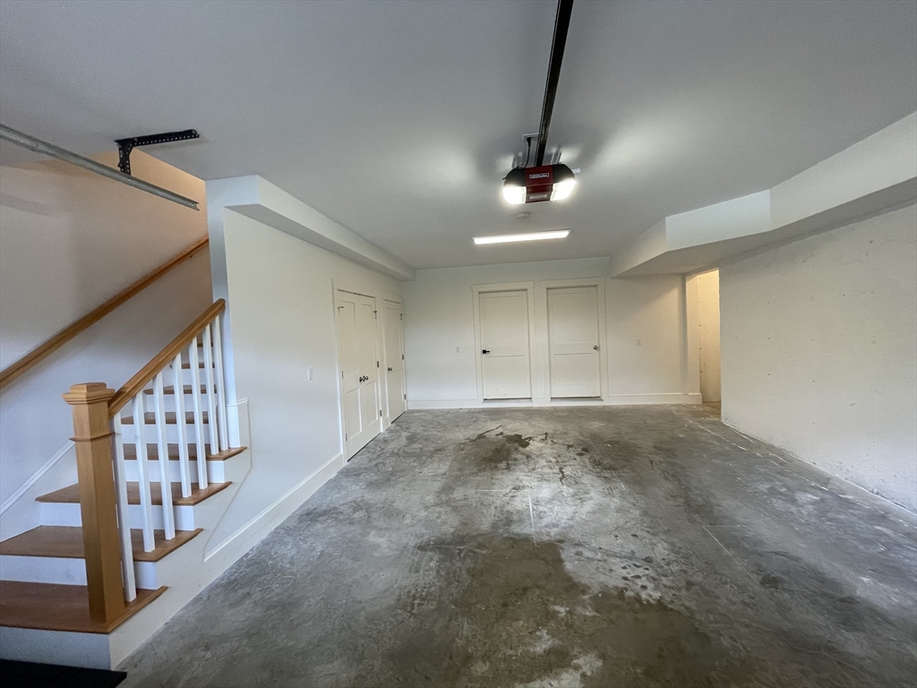 4 bed, 2 bath apartment for rent at 72 Holland Unit 72, Winchester — photo 18 of 18