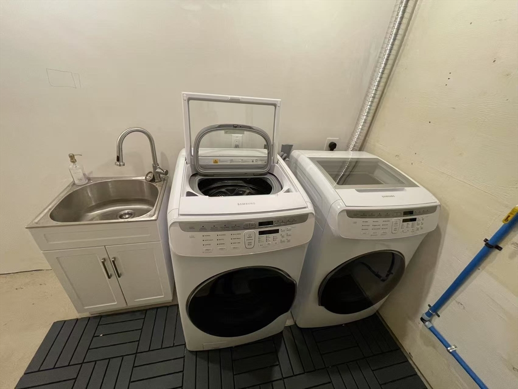 4 bed, 2 bath apartment for rent at 72 Holland Unit 72, Winchester — photo 17 of 18
