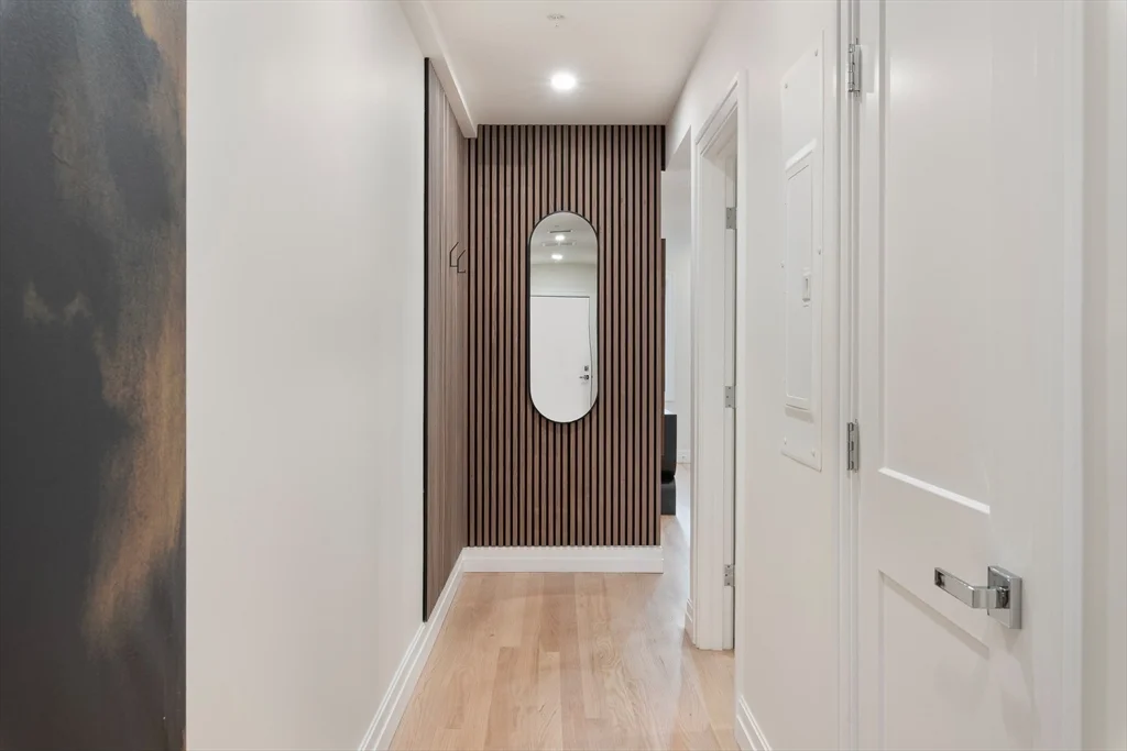 3 bed, 2 bath apartment for rent at 72 Hyde Park Ave Unit 2 & 4, Jamaica Plain — photo 9 of 11