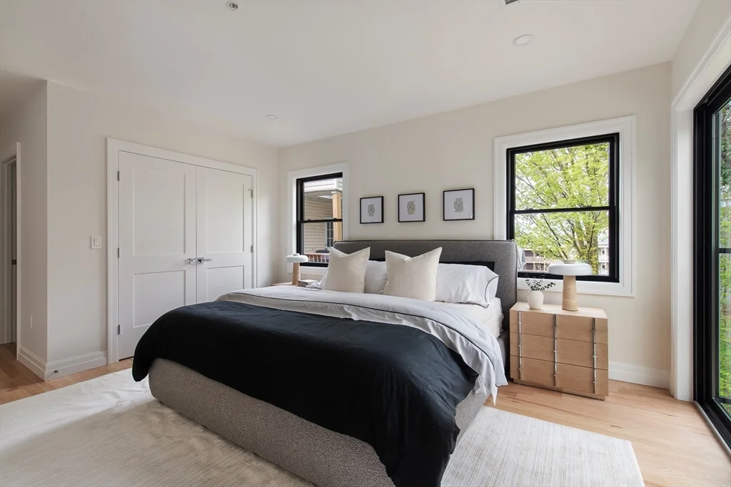 3 bed, 3 bath apartment for rent at 72 Hyde Park Ave Unit 5 & 6, Jamaica Plain — photo 12 of 24
