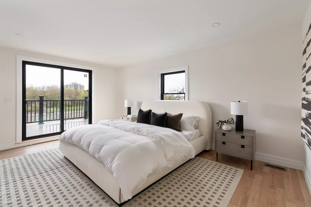 3 bed, 3 bath apartment for rent at 72 Hyde Park Ave Unit 5 & 6, Jamaica Plain — photo 10 of 24