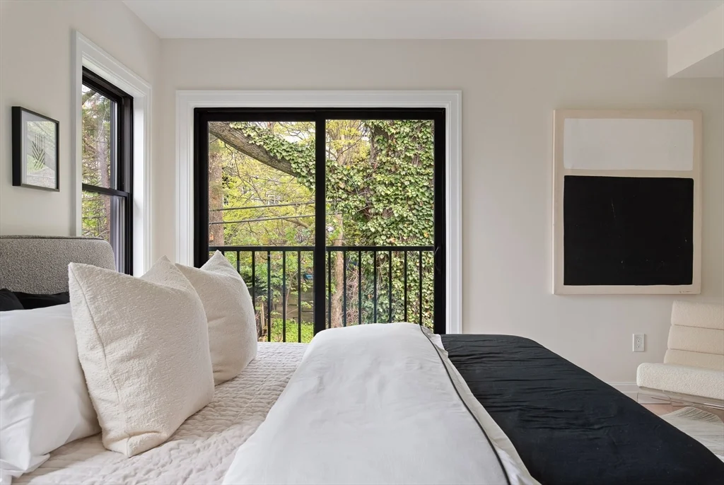 3 bed, 3 bath apartment for rent at 72 Hyde Park Ave Unit 5 & 6, Jamaica Plain — photo 13 of 24