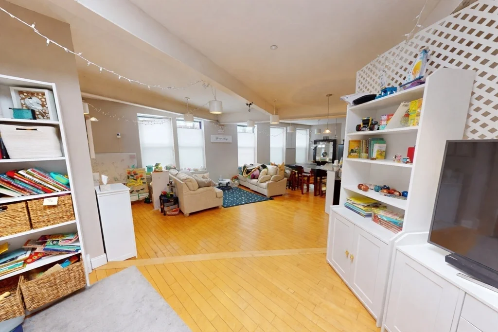 3 bed, 2 bath apartment for rent at 72 Kent St Unit 72, Brookline Village — photo 1 of 11