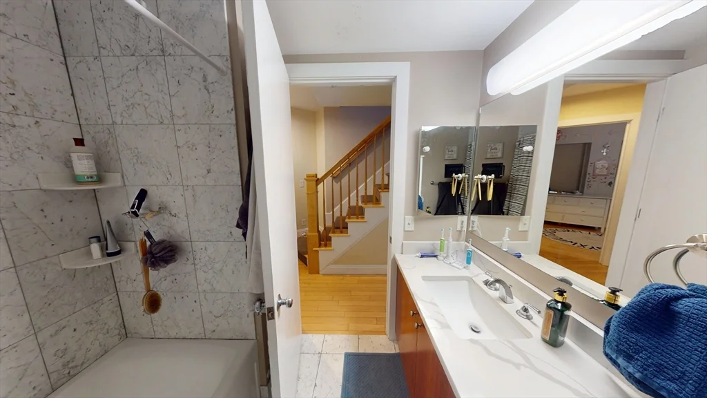 3 bed, 2 bath apartment for rent at 72 Kent St Unit 72, Brookline Village — photo 11 of 11