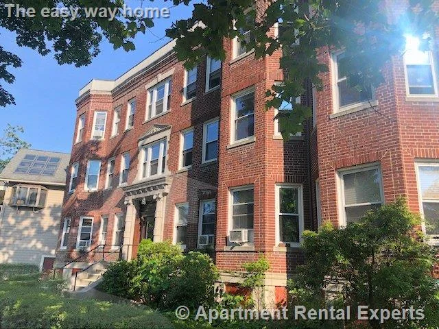 2 bed, 1 bath apartment for rent at 72 Kirkland St Unit 1, Harvard Square — photo 21 of 22